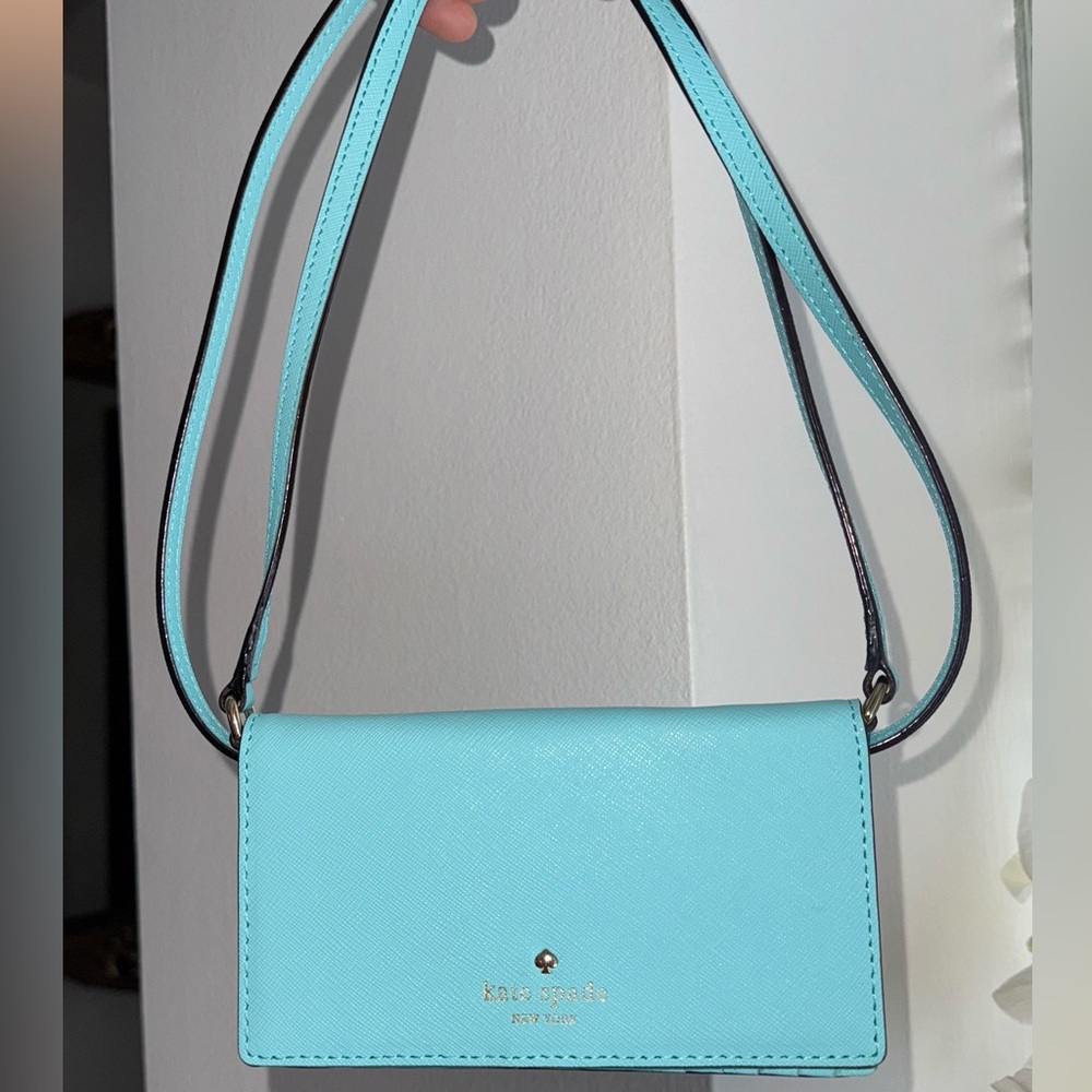 Kate Spade wallet Crossbody🩵